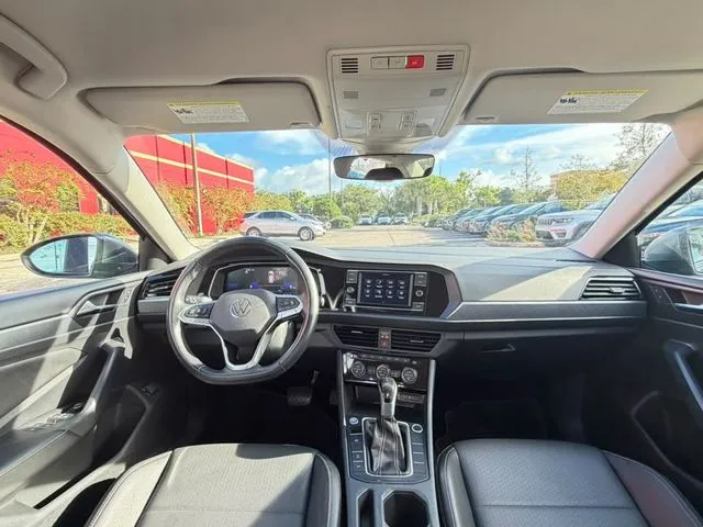 Volkswagen Jetta photo 24