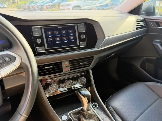 Volkswagen Jetta photo 28