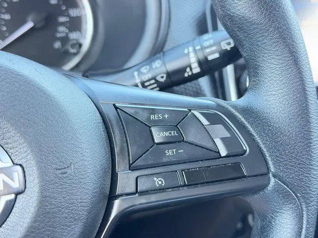 Nissan Kicks photo 16