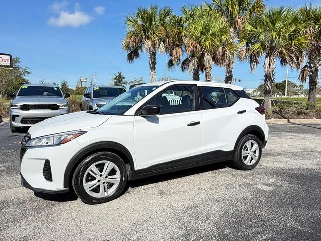 Nissan Kicks photo 3