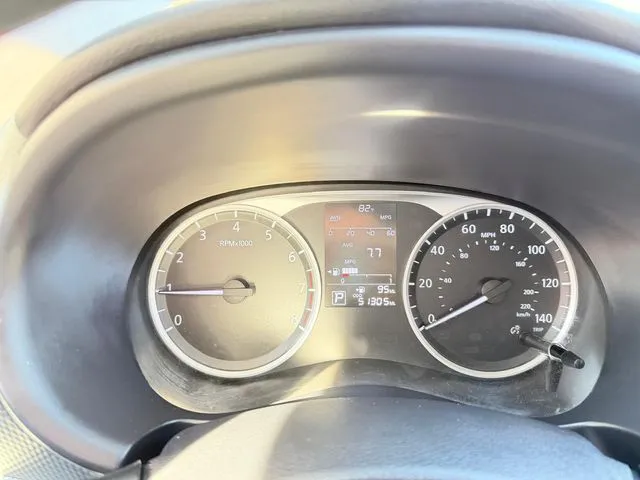Nissan Kicks photo 12