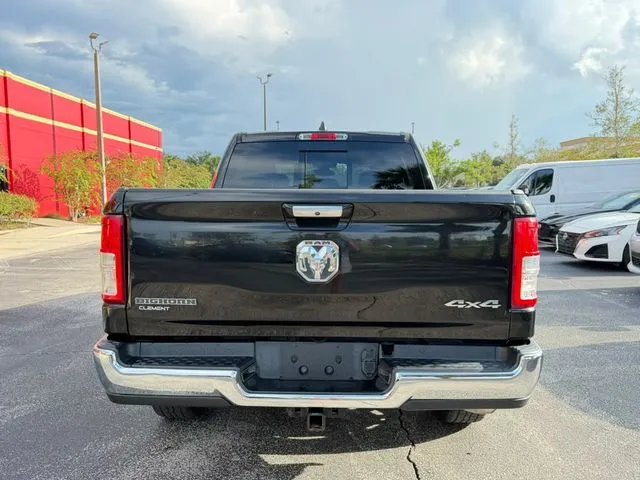 Ram 1500 photo 8