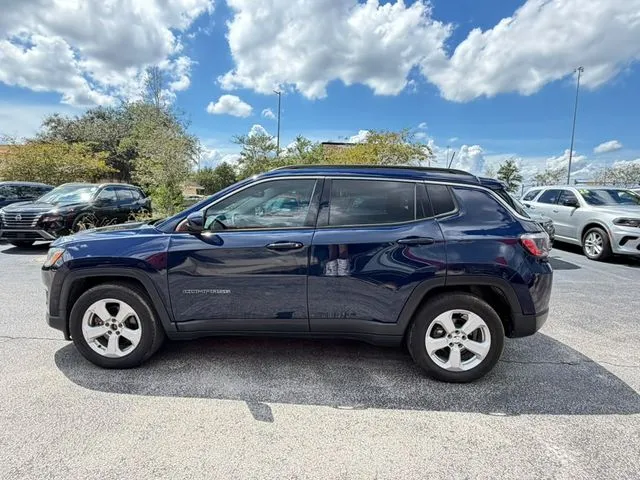 Jeep Compass photo 5