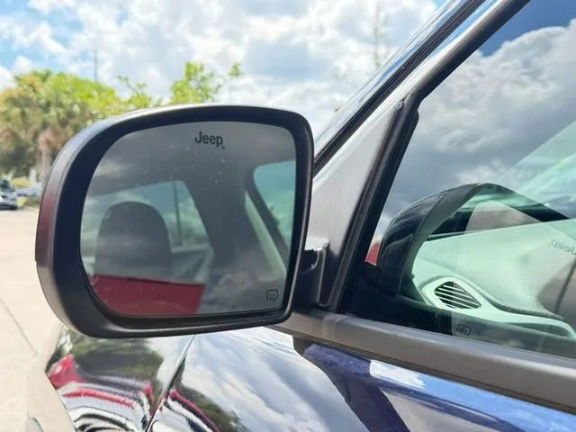 Jeep Compass photo 11
