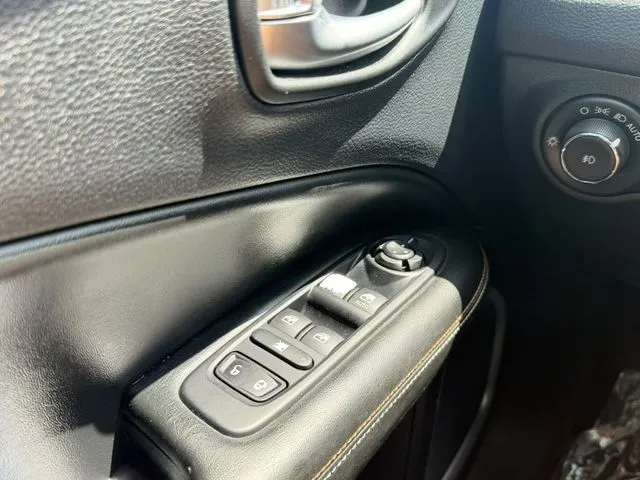 Jeep Compass photo 18