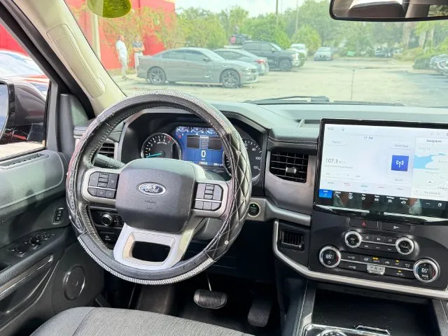 Ford Expedition MAX photo 20