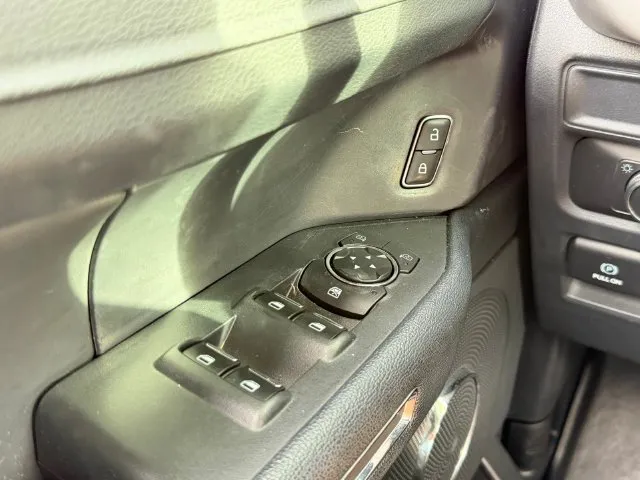 Ford Expedition MAX photo 18