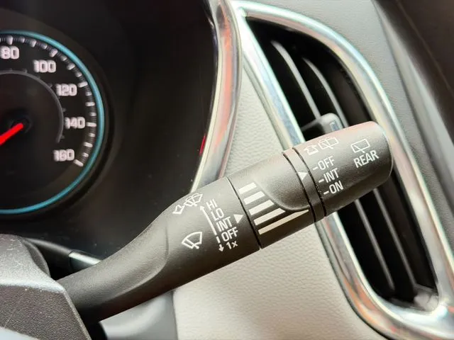 Chevrolet Equinox photo 17