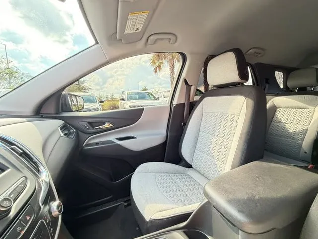 Chevrolet Equinox photo 24