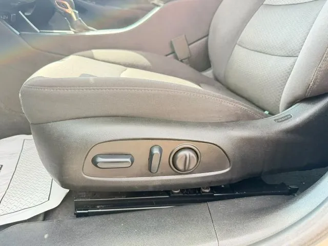Chevrolet Malibu photo 24