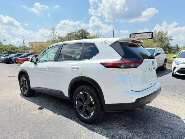 Nissan Rogue photo 7