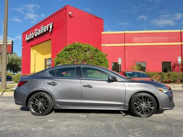 Acura ILX photo 4