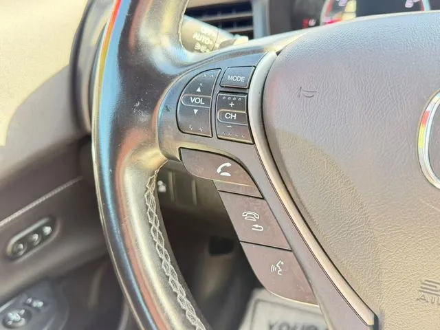 Acura ILX photo 16