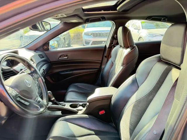 Acura ILX photo 21