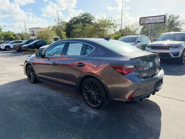 Acura ILX photo 7
