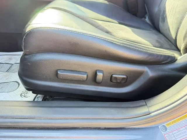 Acura ILX photo 22