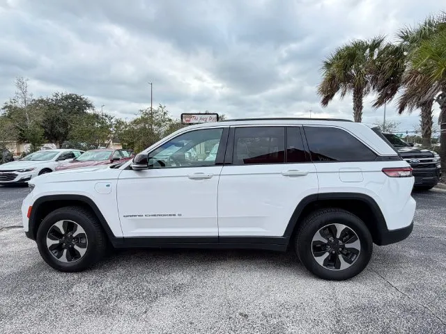 Jeep Grand Cherokee photo 5