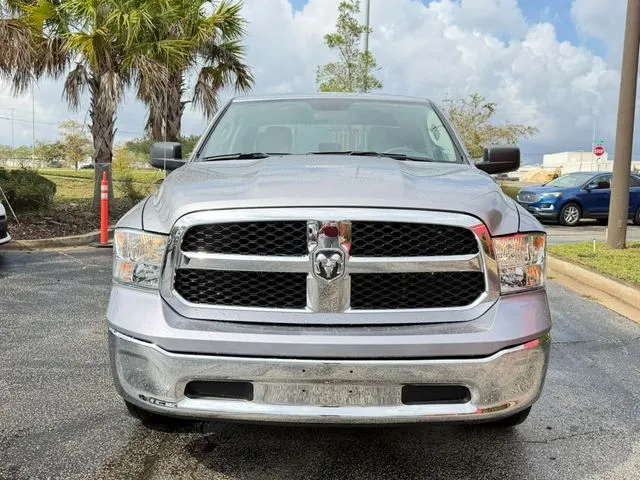 Ram 1500 photo 2