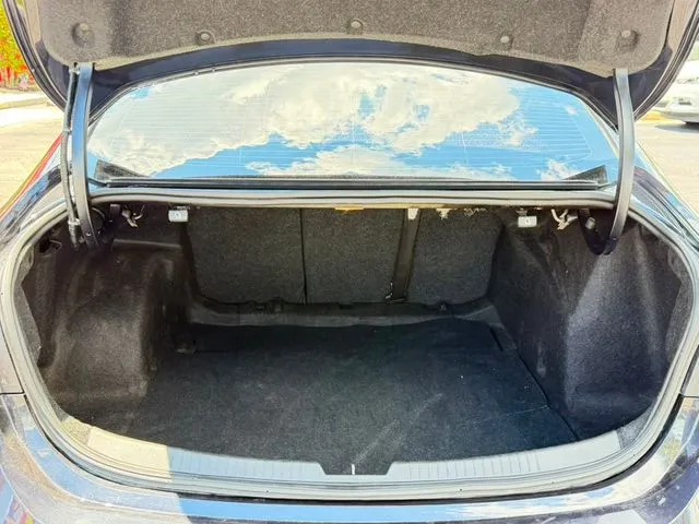 Chevrolet Malibu photo 9