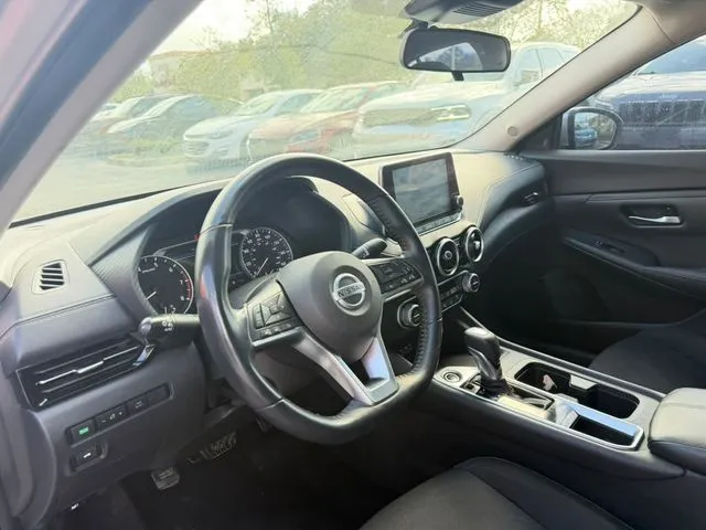 Nissan Sentra photo 15