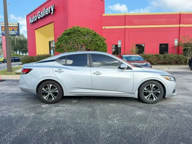 Nissan Sentra photo 4