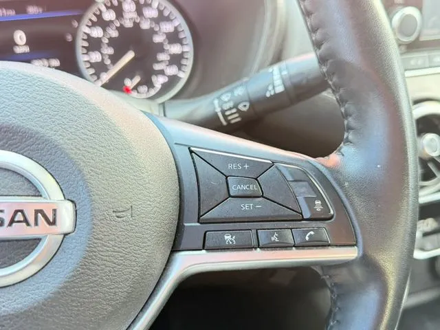 Nissan Sentra photo 13