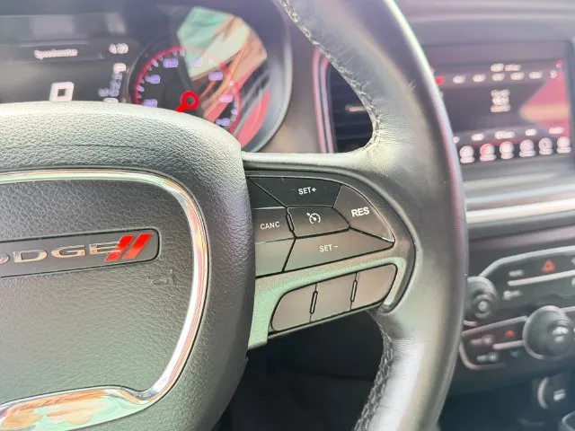 Dodge Charger photo 17