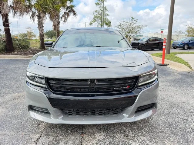Dodge Charger photo 2