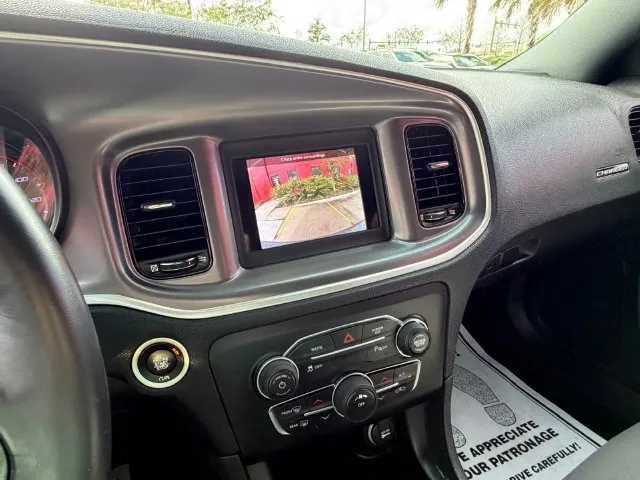Dodge Charger photo 22