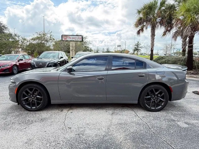 Dodge Charger photo 5