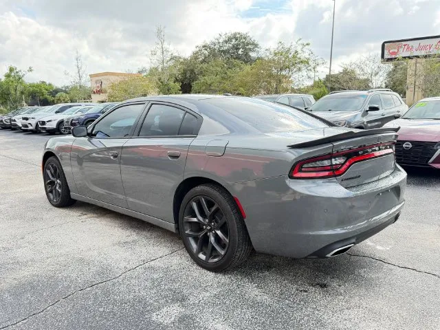 Dodge Charger photo 7