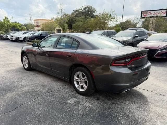 Dodge Charger photo 7