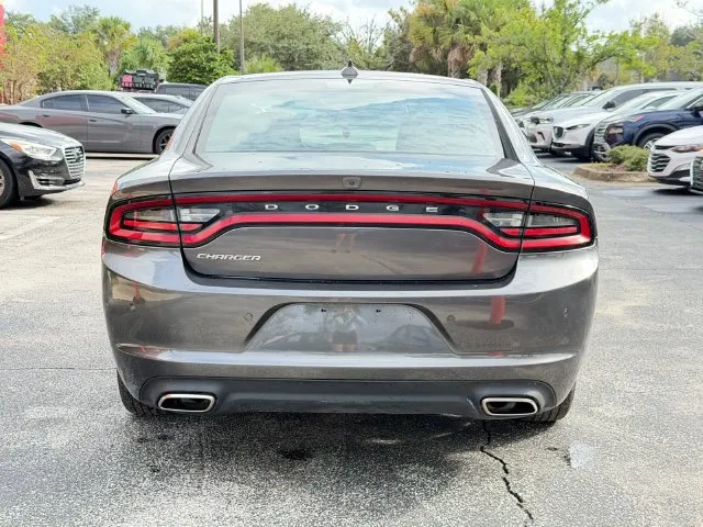 Dodge Charger photo 8