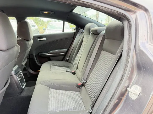 Dodge Charger photo 28
