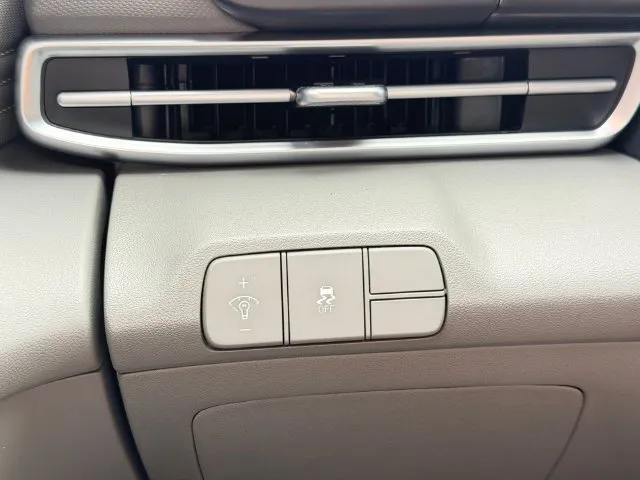 Hyundai Elantra photo 20