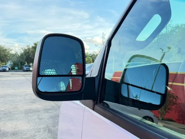 GMC Savana photo 4