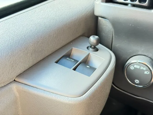 GMC Savana photo 17