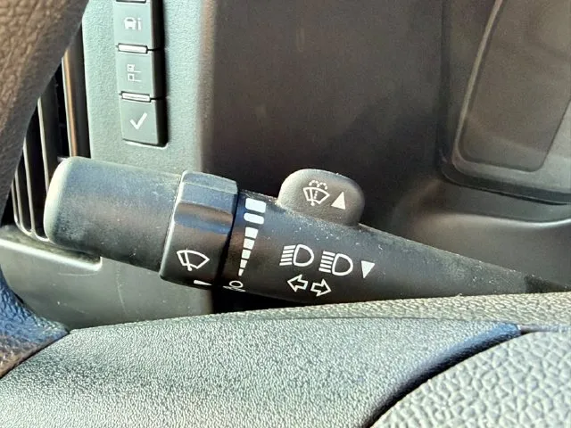 GMC Savana photo 14