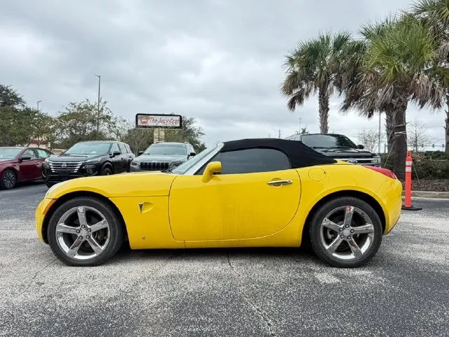 Pontiac Solstice photo 5