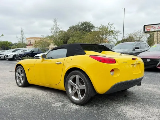 Pontiac Solstice photo 8
