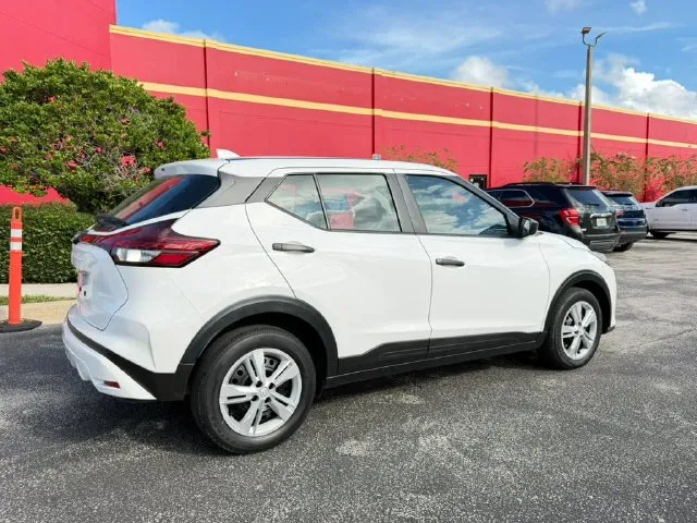 Nissan Kicks photo 6