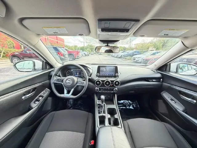 Nissan Sentra photo 13