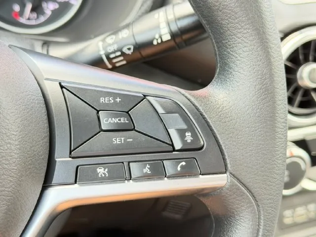 Nissan Sentra photo 18