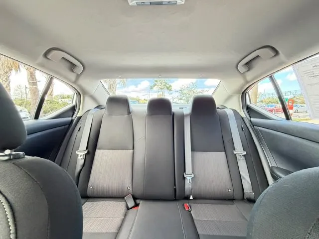 Nissan Sentra photo 25
