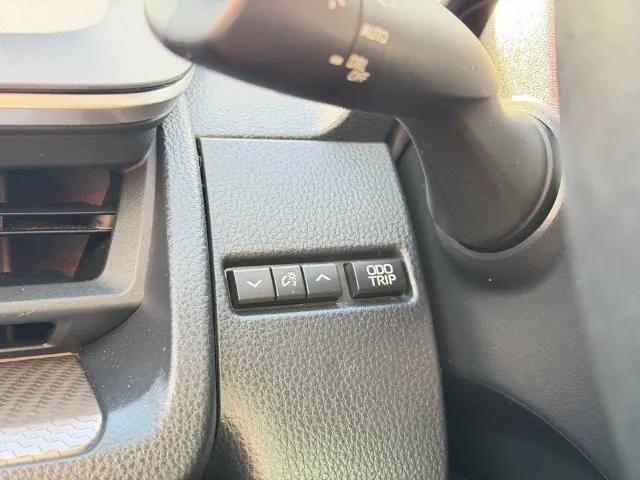 Toyota Prius photo 23
