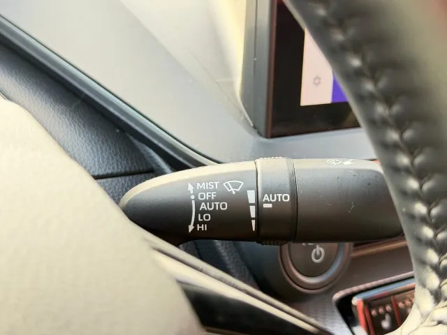 Toyota Prius photo 18