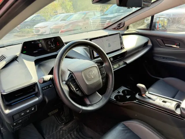 Toyota Prius photo 19