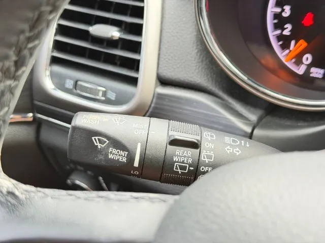 Jeep Grand Cherokee photo 14