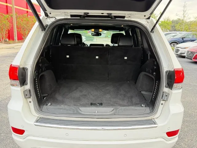 Jeep Grand Cherokee photo 9