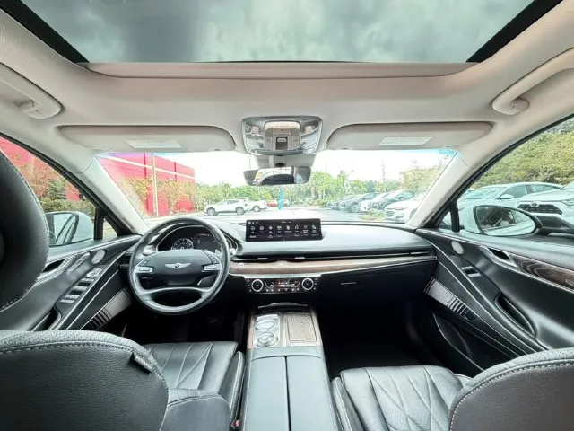Genesis G80 photo 10